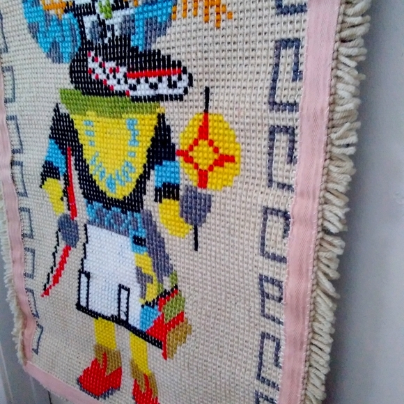Vtg 1960's Kachina Latch Hook Wall Hanging Art Rug - Picture 5 of 10